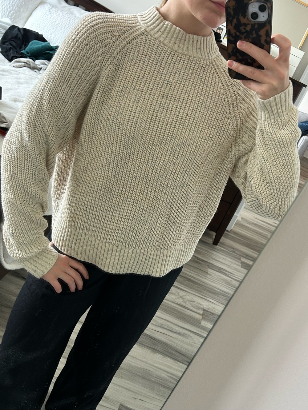 Women’s Old Navy Cable Knit Cream Mock Neck Sweater with Multicolored Freckles